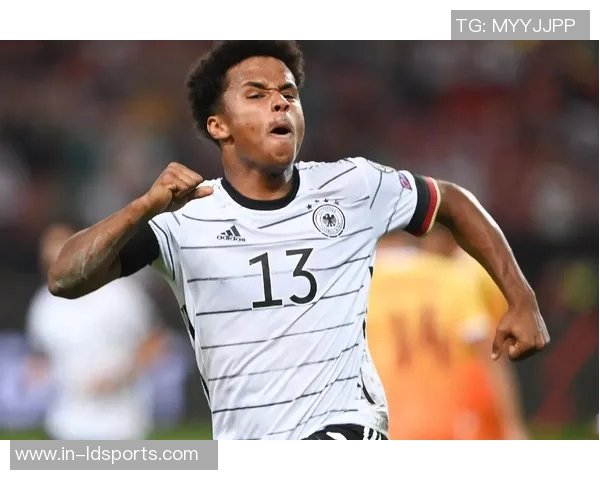 德媒报道阿德耶米将与多特蒙德高层会谈或面临罚款与禁赛风险